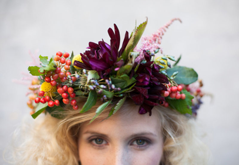 headpiece with flowers
