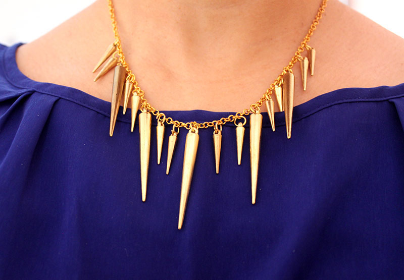 Spike necklace sale