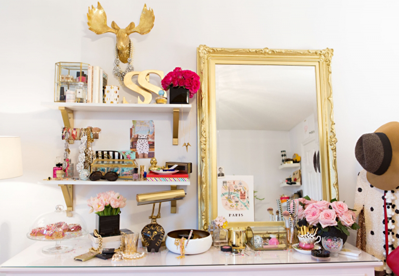 gold  decor // Gold Shelf Brackets DIY diy Home Inspo room