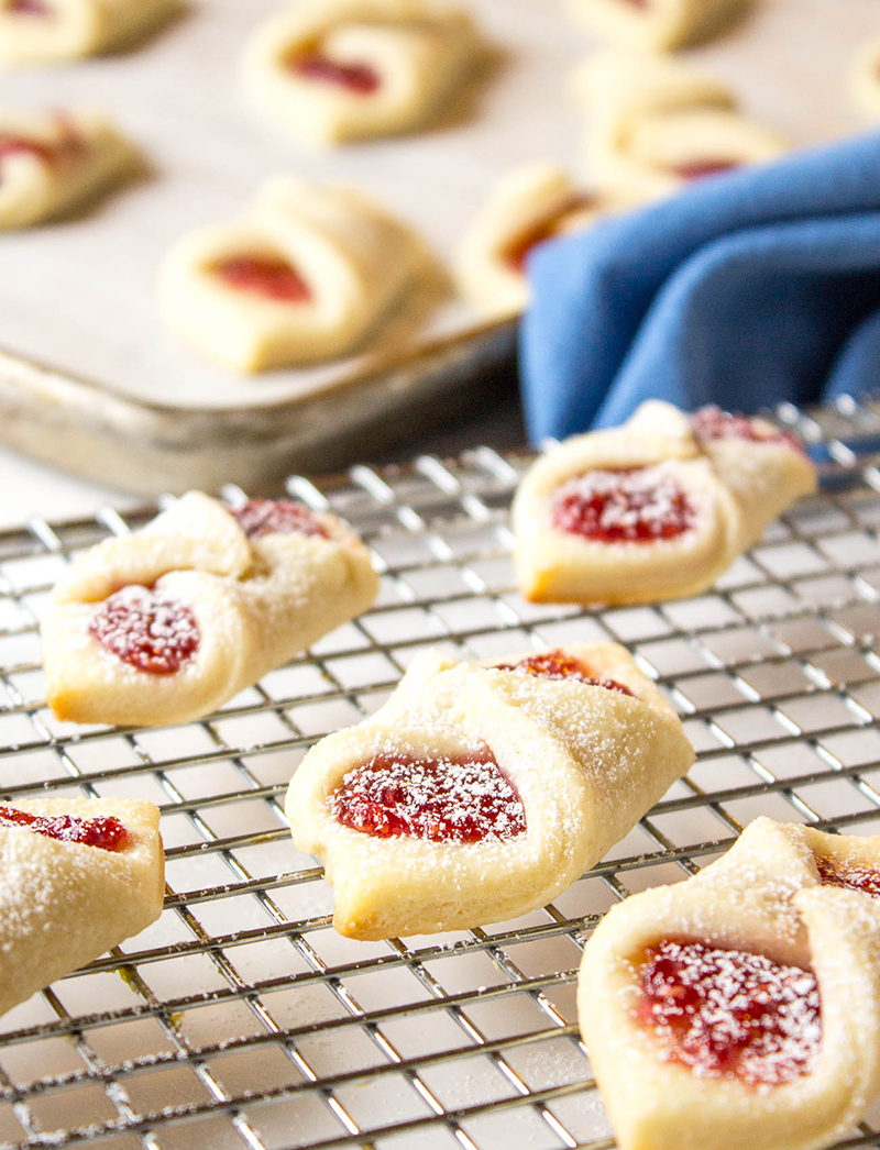 raspberry-bow-tie-cookies-2