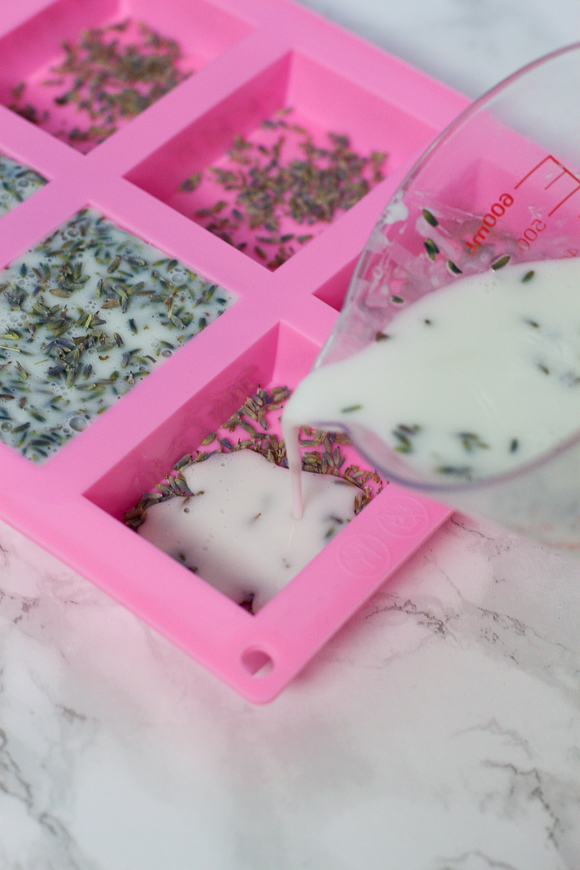 Lavender Melt and Pour Soap Recipe - C6 Beauty