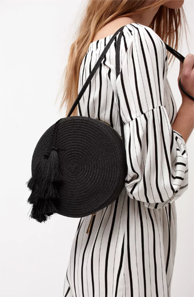 10 CIRCLE STRAW BAGS I'M LOVING FOR SPRING - Why Don't You Make Me?