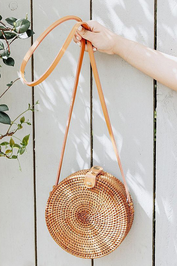 circle straw bag